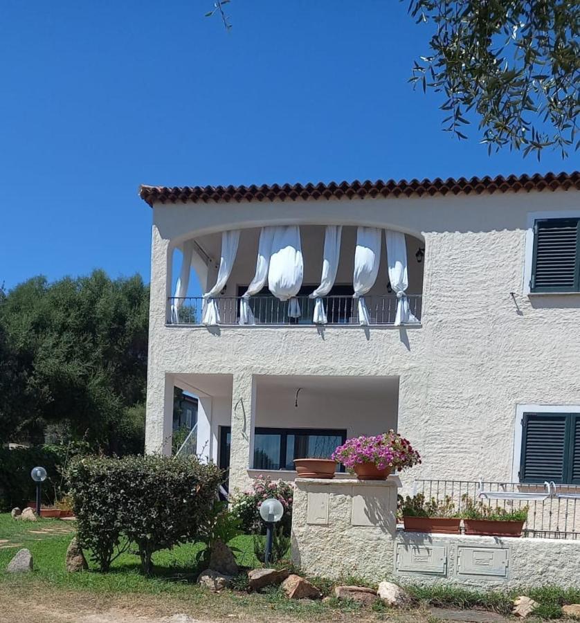 Casetta Dei Fiori Arzachena Exterior photo